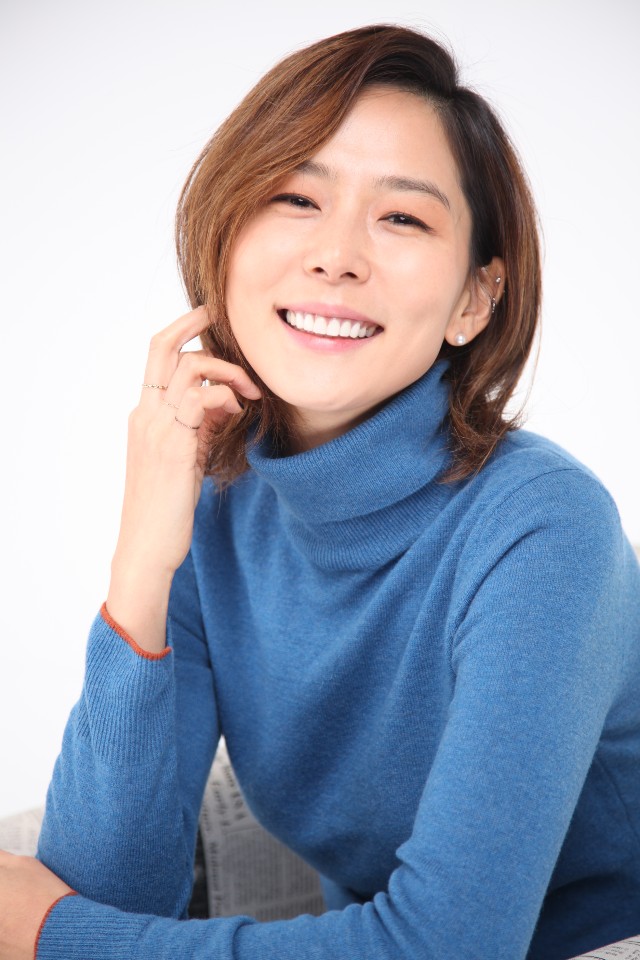 방송인 김나영씨가 코로나19로 경제적 어려움을 겪고 있는 대구 경북 지역 한부모여성 가정을 위해 1천만 원을 기부했다